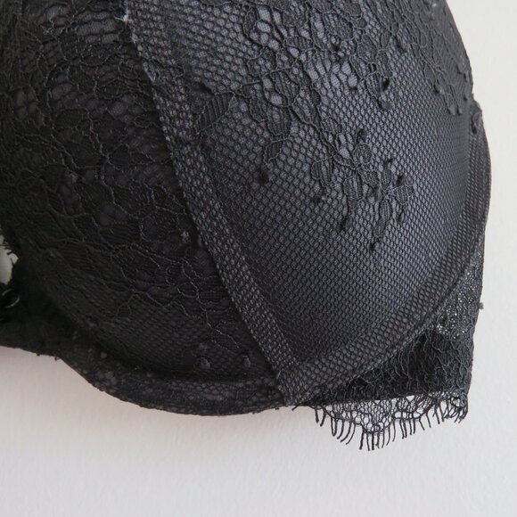 VICTORIA'S SECRET Very Sexy Push-Up Bra Black Lace Corset Detail Bra Goth 34D - Picture 5 of 11